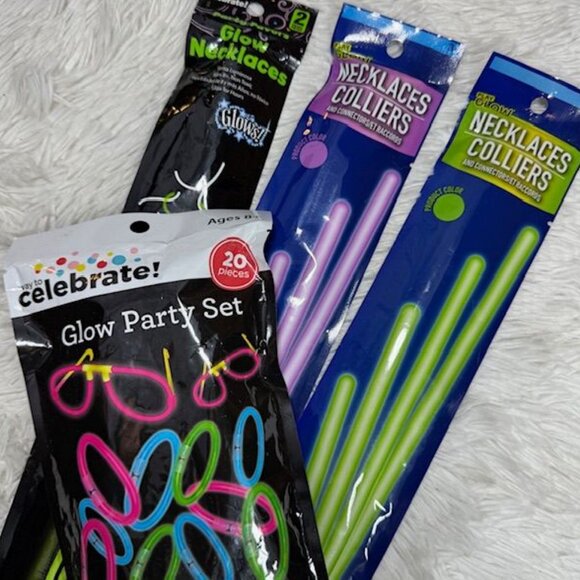 32 Pieces! Glow Necklaces Glow Light Sticks Glow Casings Party Set - Picture 1 of 16